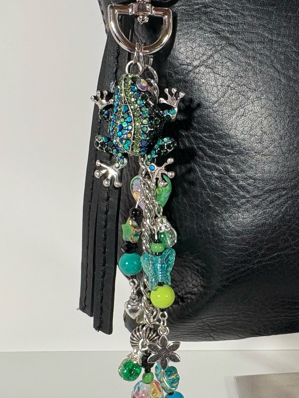Green Crystal Frog Bag Charm Keychain - Picture 4 of 12